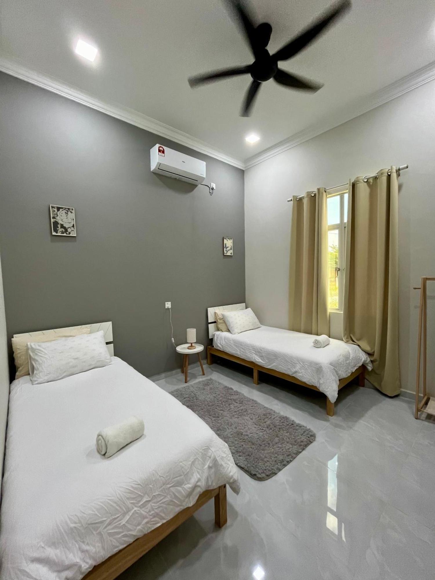 The Broms Villa Kuala Terengganu Exterior photo